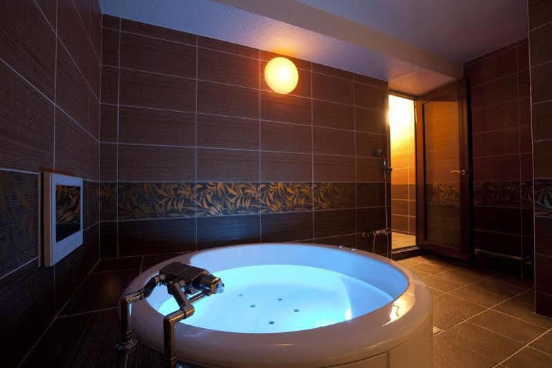 Alpha Hotell Kyoto Exteriör bild