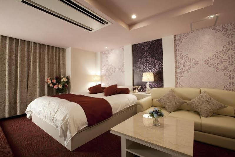 Alpha Hotell Kyoto Exteriör bild